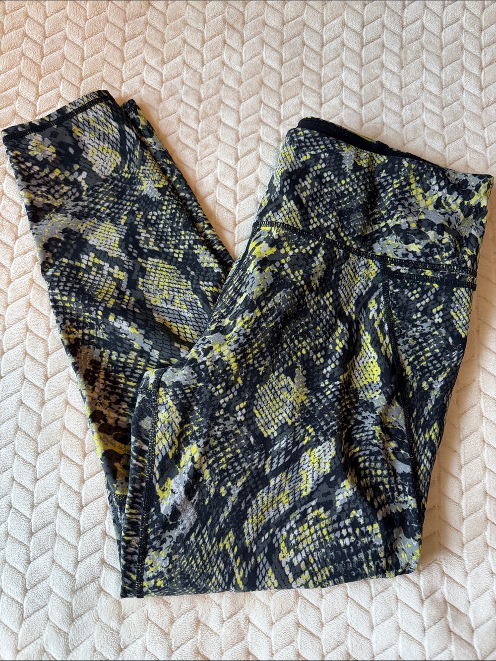 Sweaty Betty The Power Legging Snake Print Yellow Grey Black Size Large